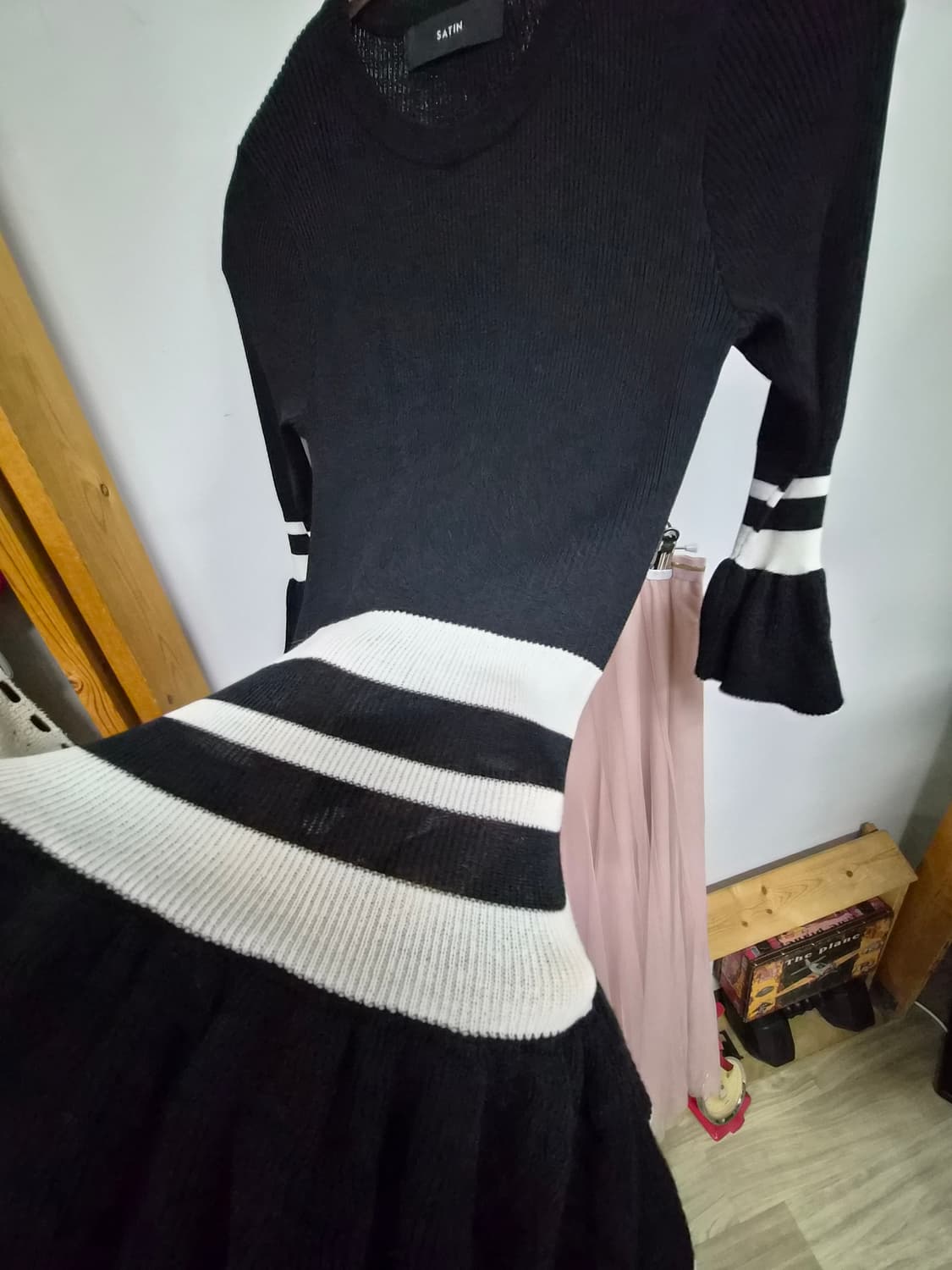 샤틴 프릴 니트 상품이미지4