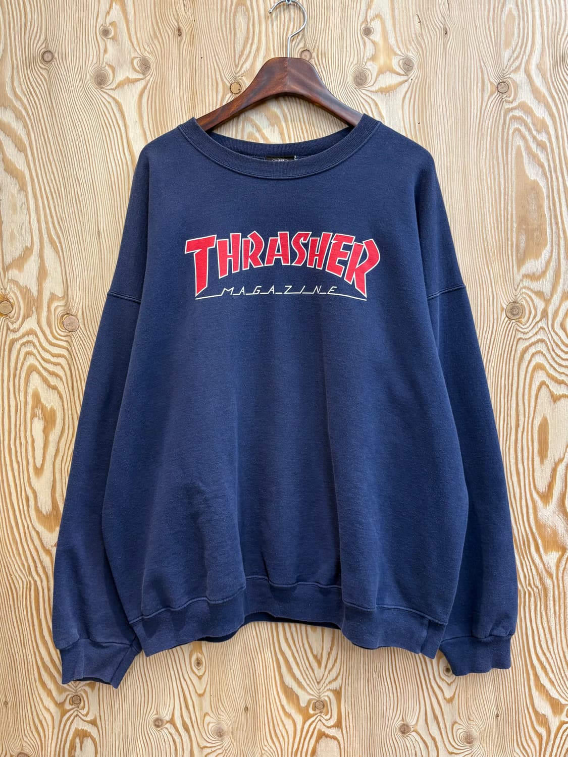 트레셔 빅로고 맨투맨 상품이미지1