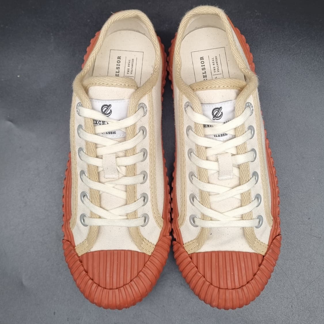 엑셀시오르 볼트 여성운동화230 상품이미지2