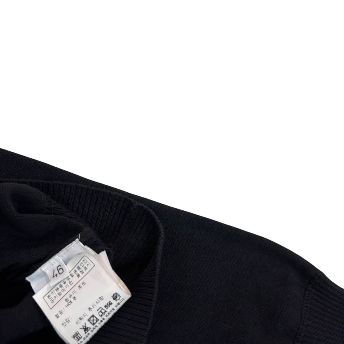 CP컴퍼니 블랙 렌즈 니트 상품이미지4