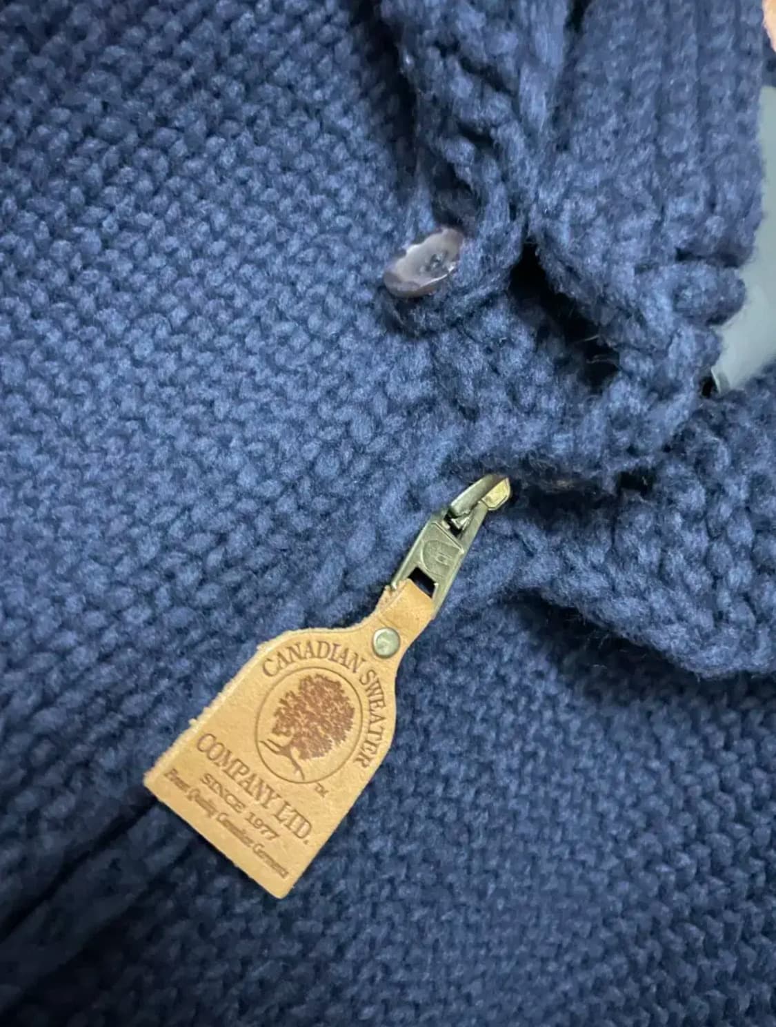 캐나디안 스웨터- 네이비 상품이미지4