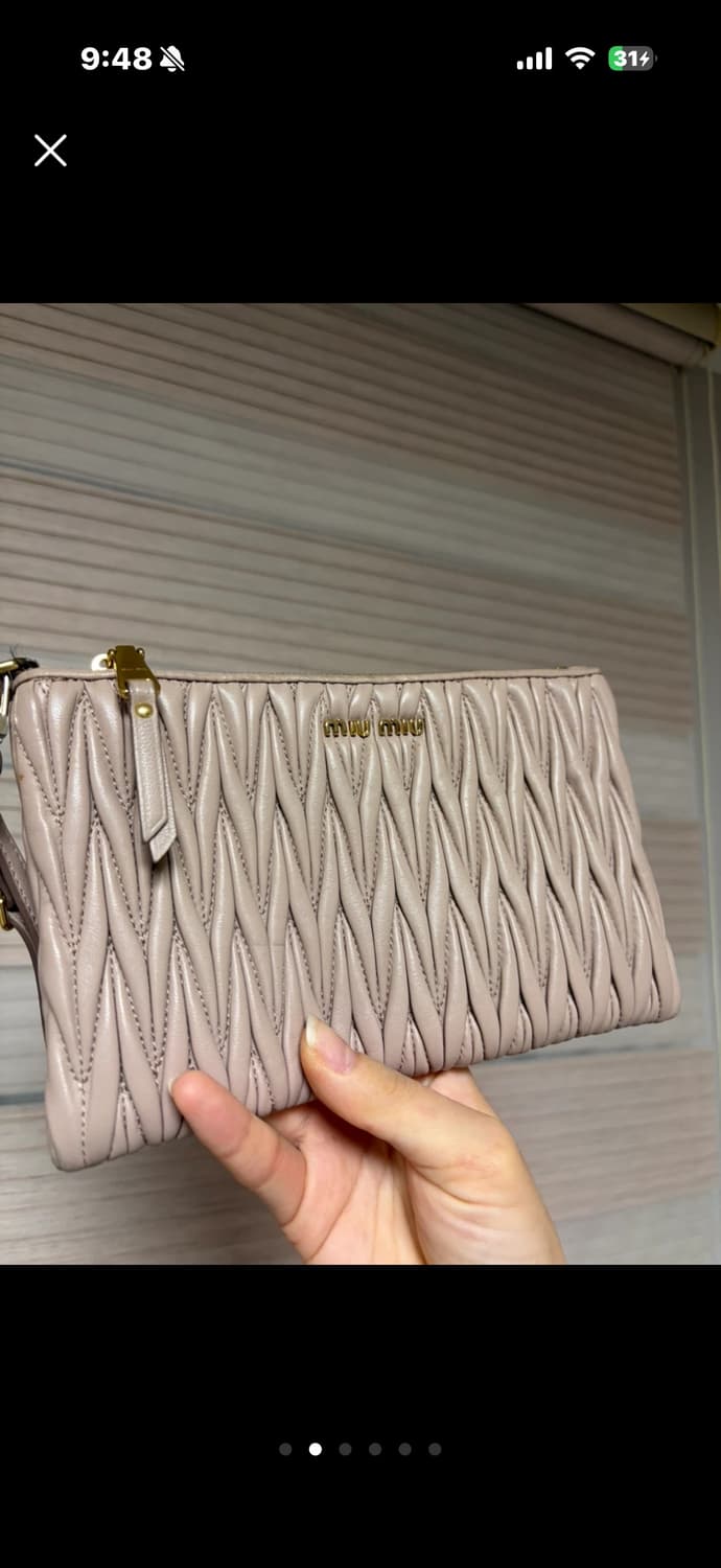 미우미우 마틀라쎄 정품 클러치 상품이미지1