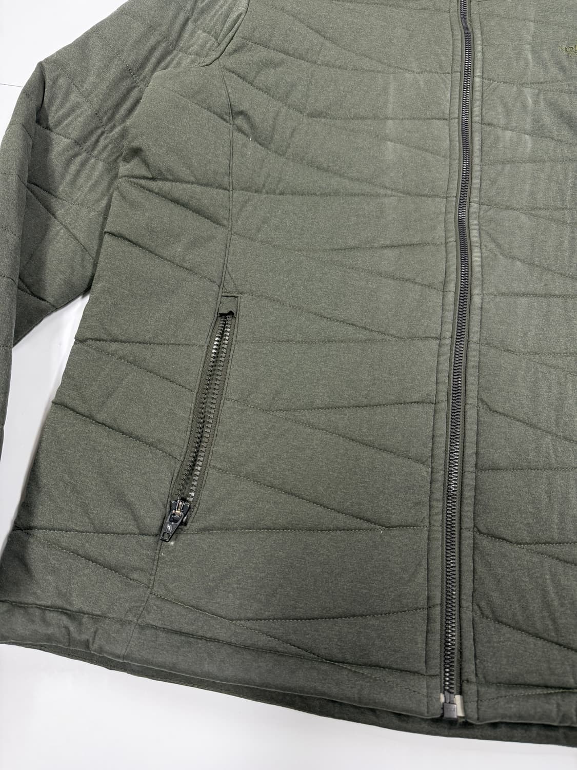 노스페이스 카키 경량패딩 상품이미지4