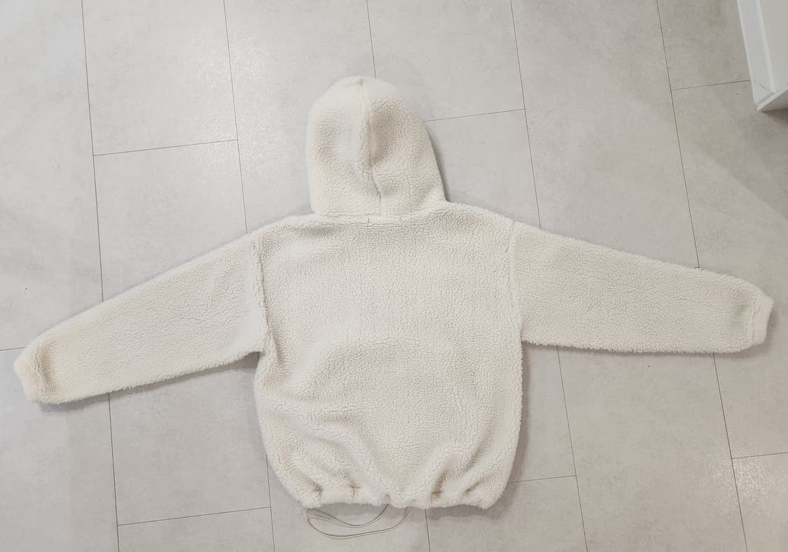 오아이오아이 양털아노락후드 상품이미지9