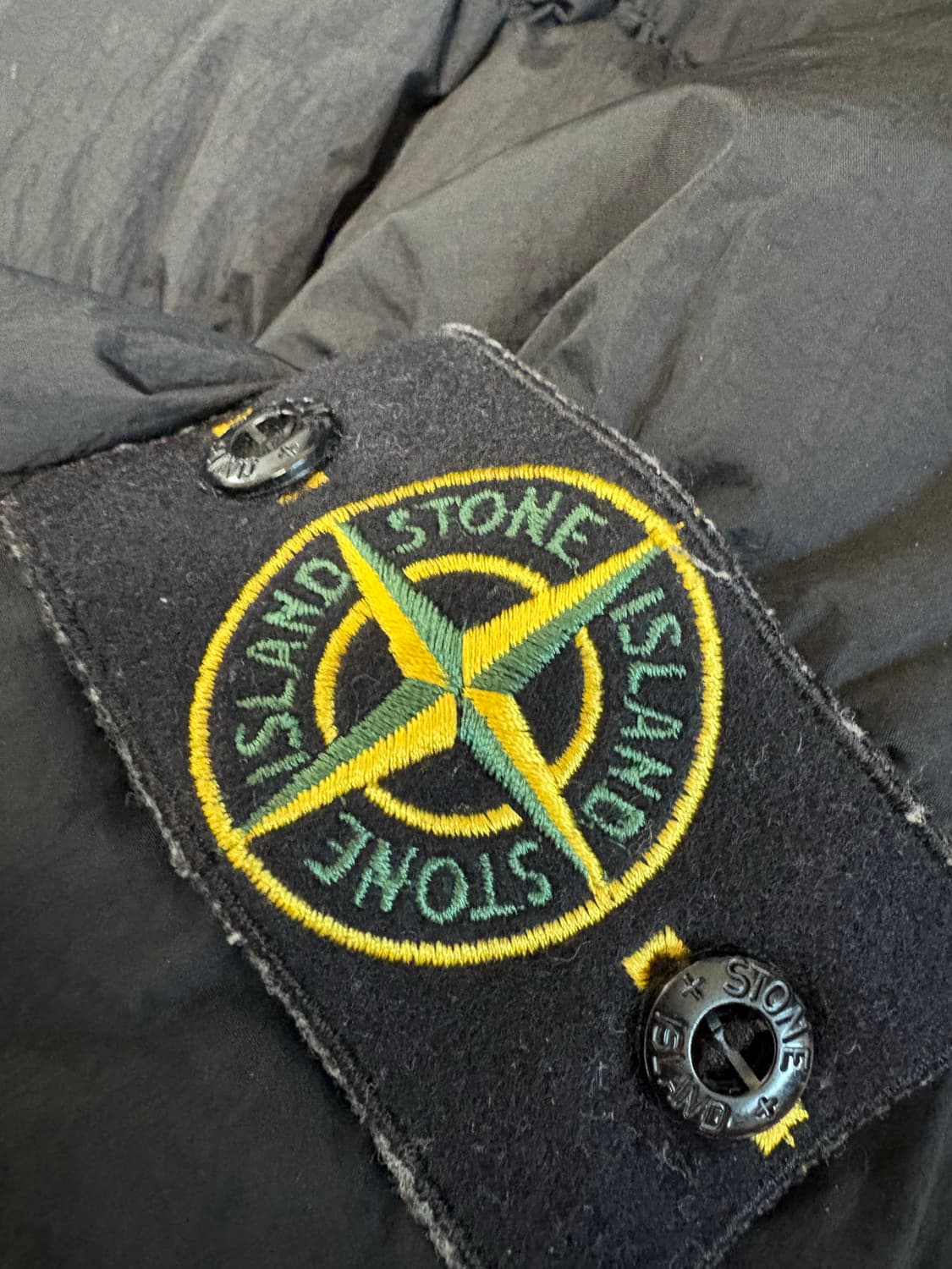 스톤아일랜드 크링클랩스 패딩 17fw 블랙 m 상품이미지4