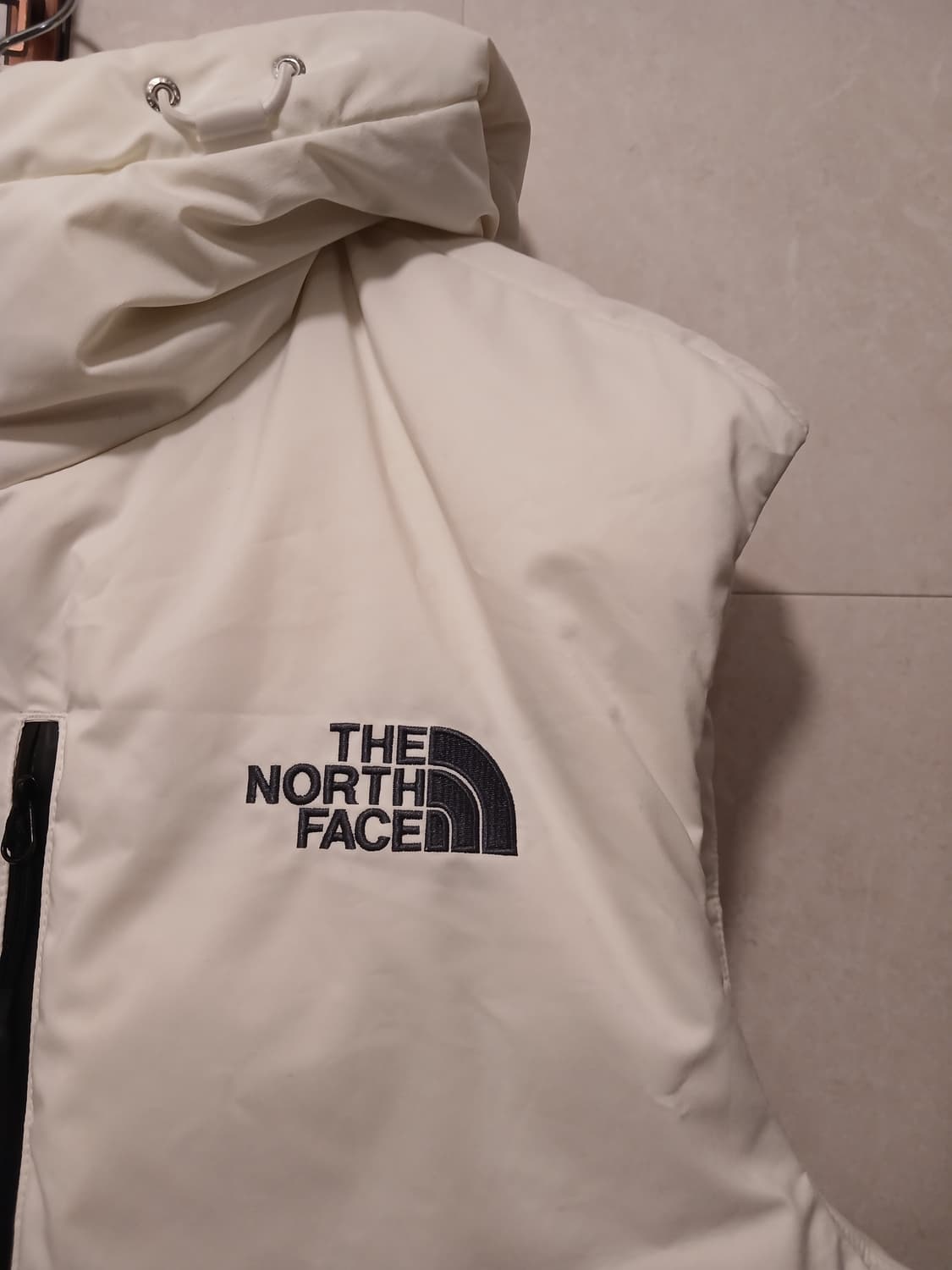 노스페이스 정품 남성 패딩 조끼 2XL/110 사이즈 상품이미지8