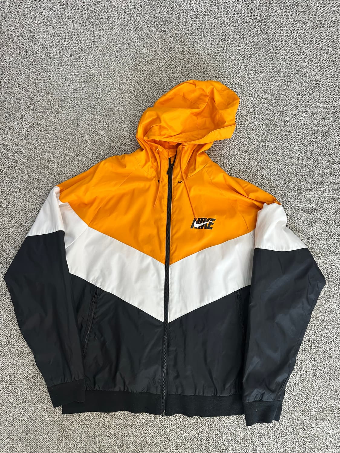 나이키 바람막이 상품이미지1