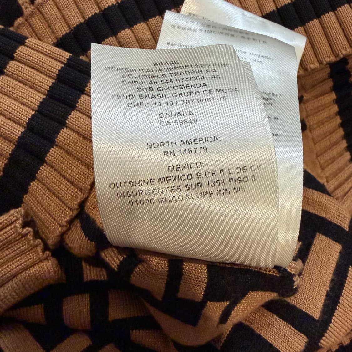 펜디 FF 로고 자카드 니트 스웨터 상품이미지5