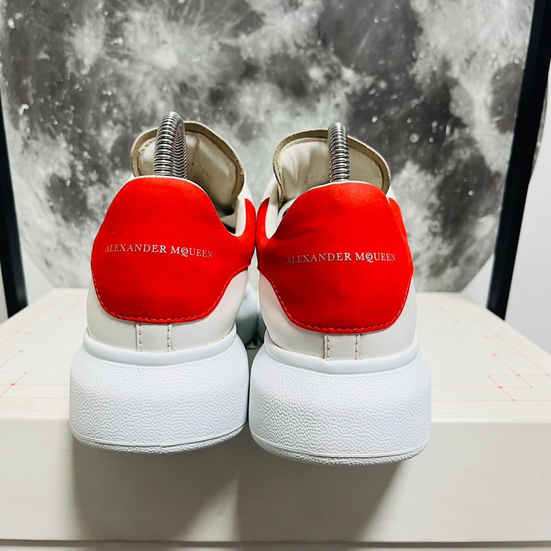 정품 36.5) 알렉산더 맥퀸 오버솔 스니커즈 230~235 상품이미지4