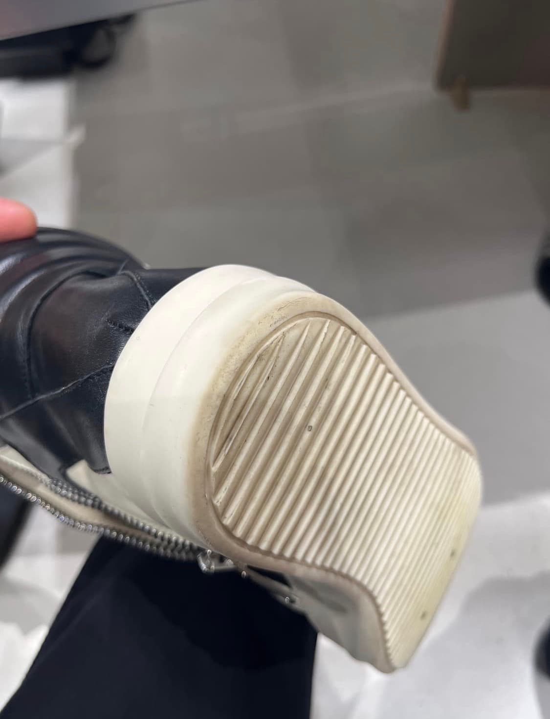 릭오웬스 지오바스켓 밀크 블랙 43 상품이미지3