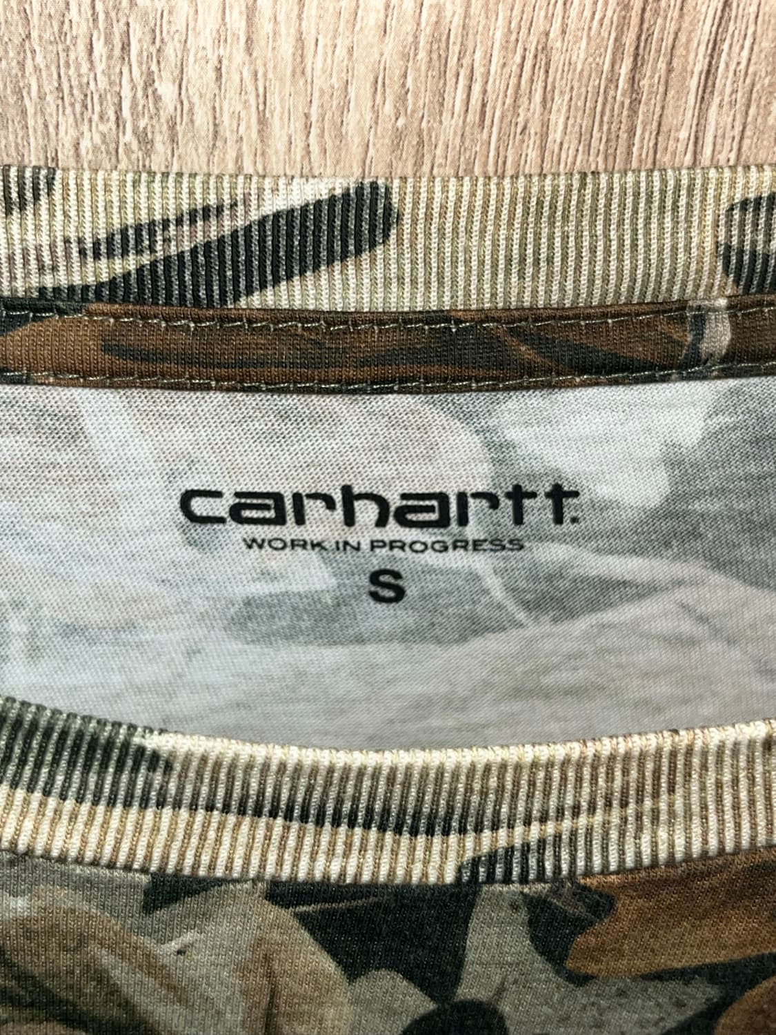 칼하트 WIP x 헤론프레스톤 카모 긴팔티 S 상품이미지6