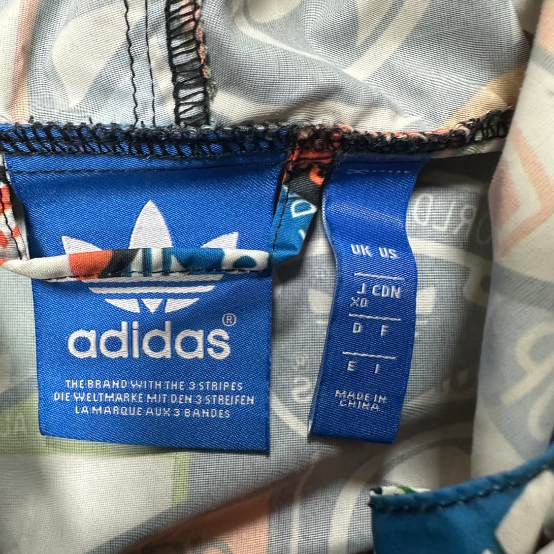 ✨ (바배) 아디다스 재팬 빅로고 바람막이 상품이미지3