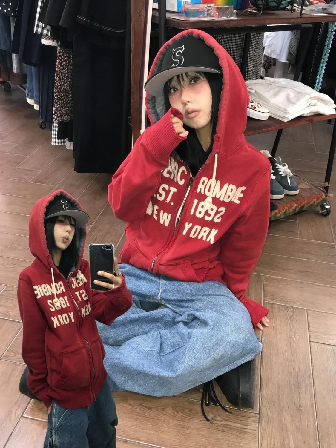 Abercrombie Red Hood Zip-Up 상품이미지1