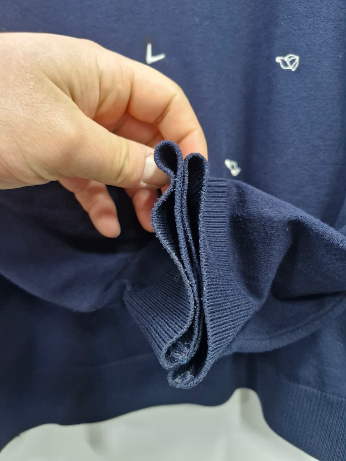 100L 캘러웨이 네이비 골프 패턴 니트. 상품이미지4