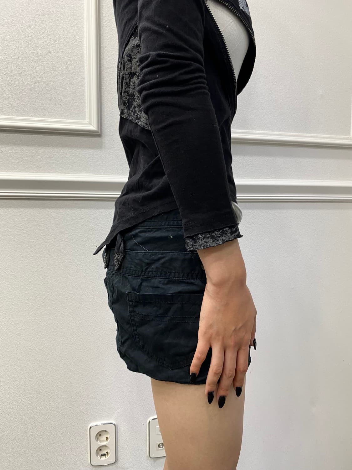 00’s Black Zip Detail Short Skirts 상품이미지10