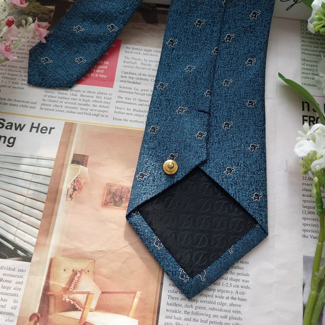 듀퐁 실크 딥블루 코끼리 모티브 넥타이 8cm A+등급 K1607
 상품이미지6