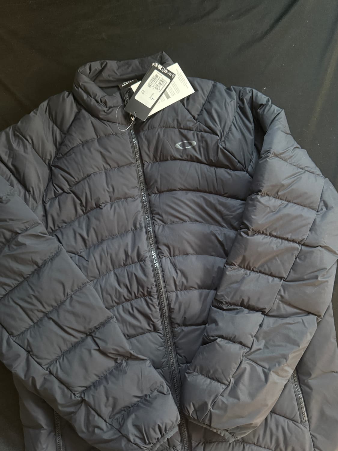 오클리 스노우 바운드 다운 경량 패딩 상품이미지1