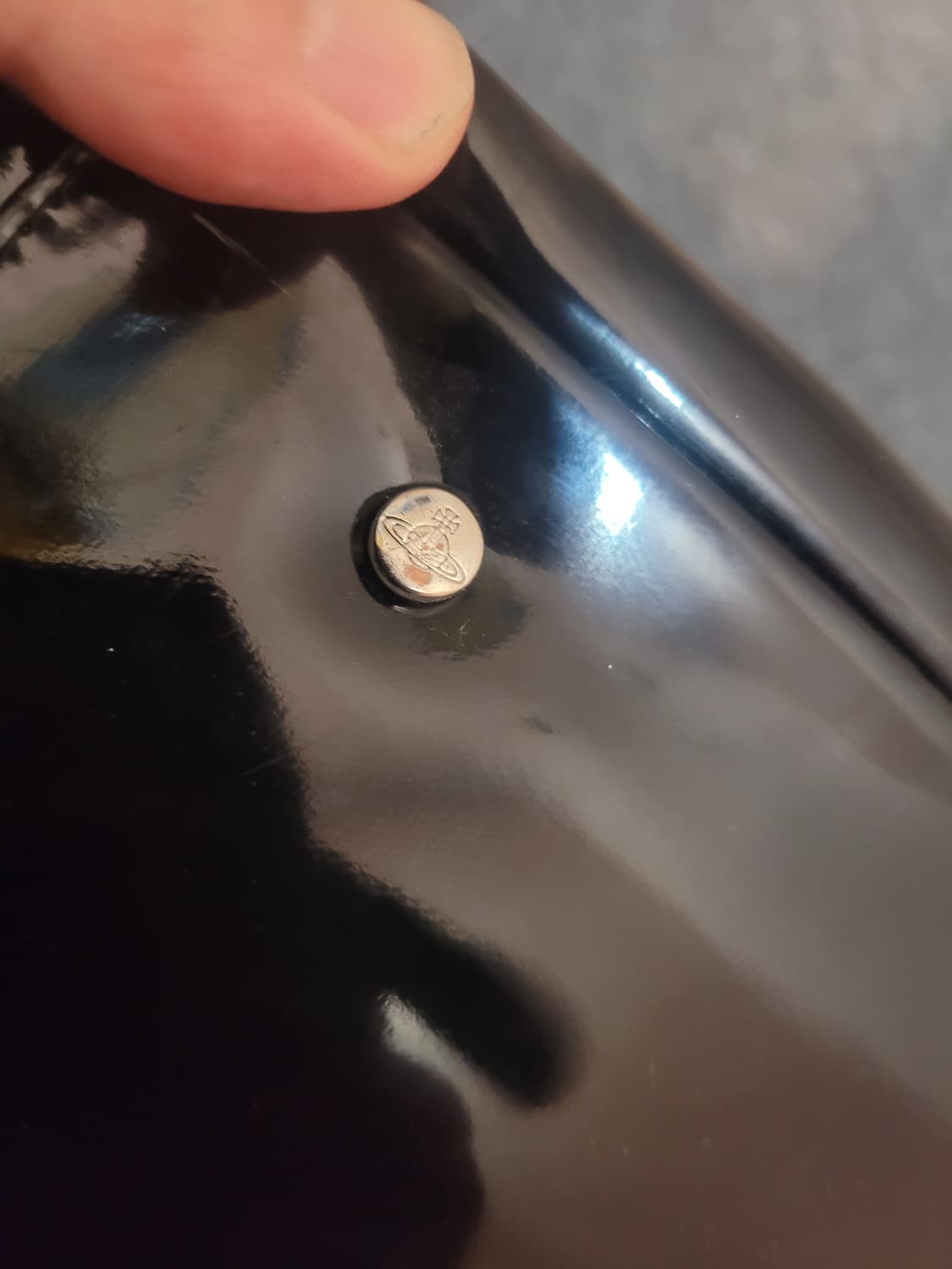 비비안웨스트우드 글로시 호보백 가방 토트백 Y2K 야스민 핸드백 갸루 상품이미지8