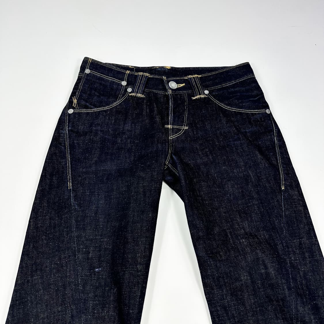 26 리바이스 여성 엔지니어드 생지 데님팬츠 상품이미지3