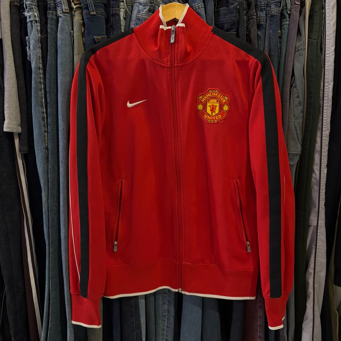 나이키 맨체스터 유나이티드 시그니쳐 트랙탑 져지 상품이미지2