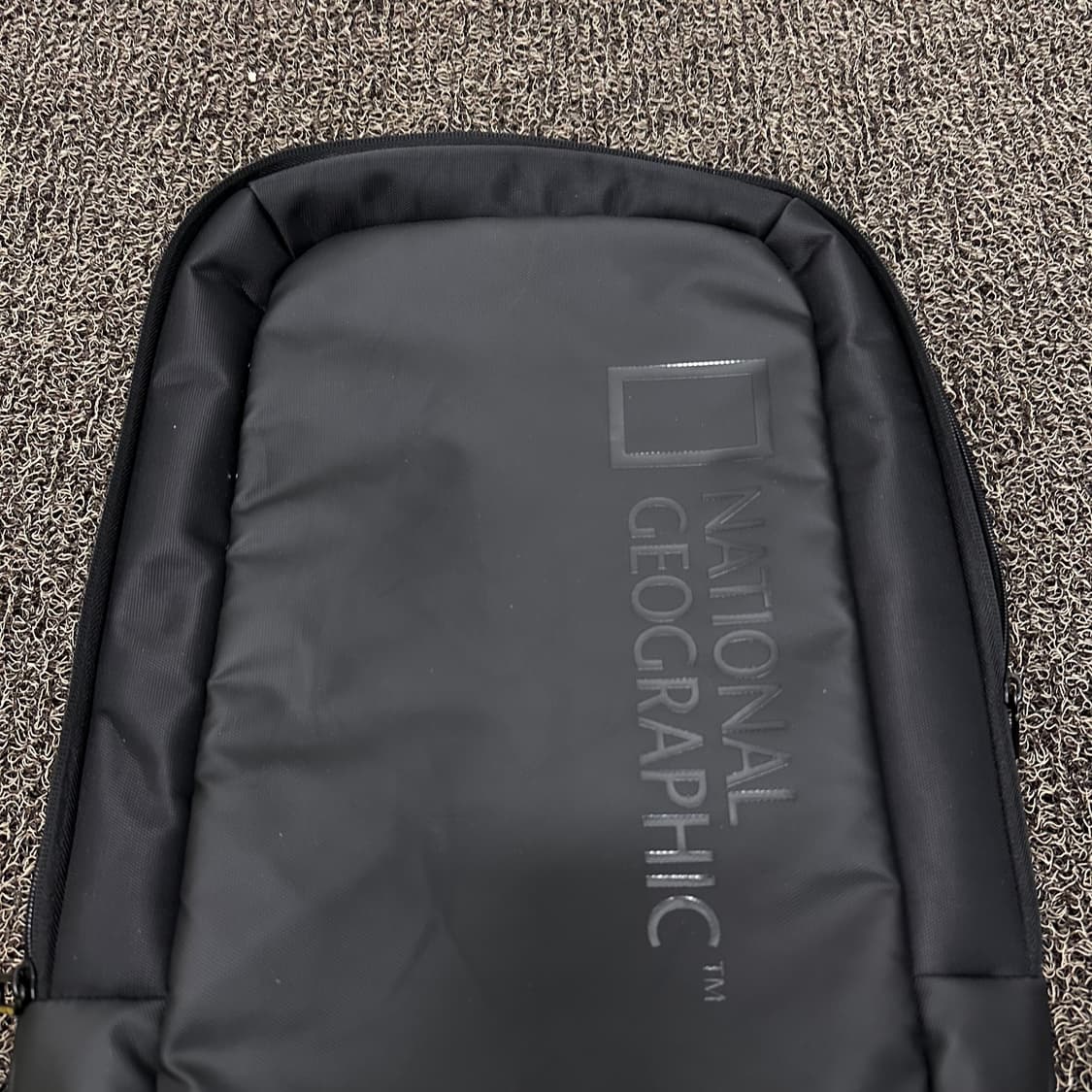 내셔널지오그래픽 심포니 백팩 블랙 상품이미지2