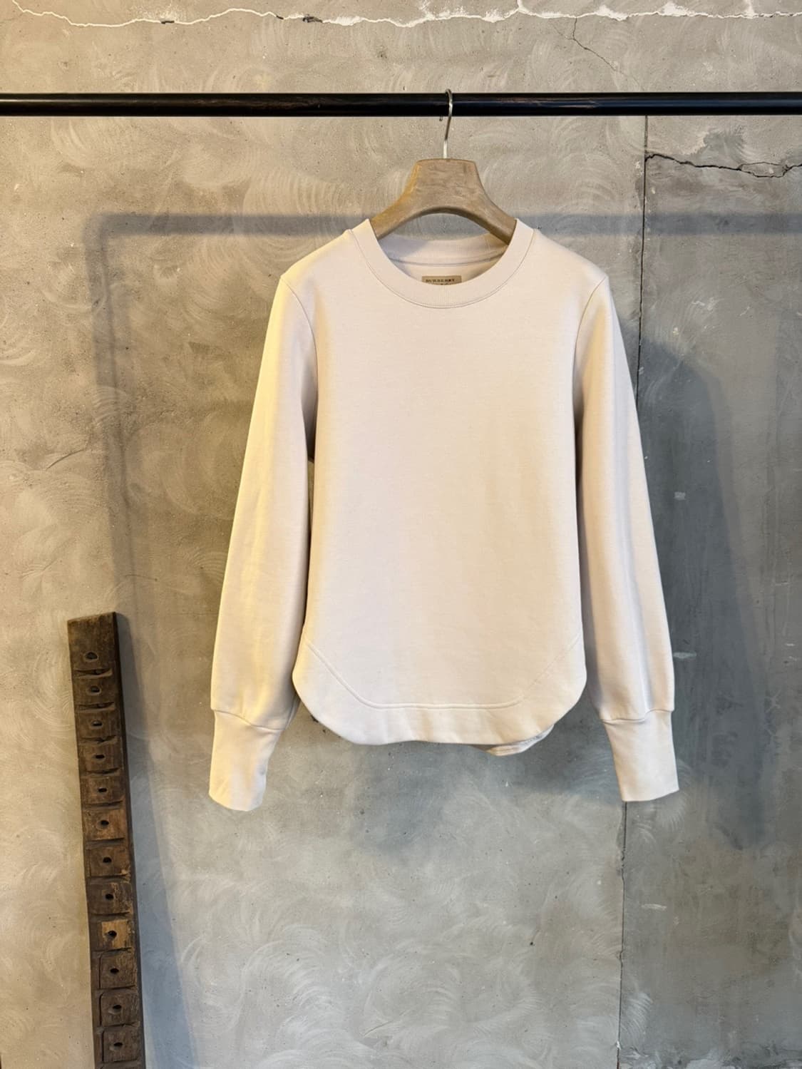 버버리 맨투맨 여성55 상품이미지8