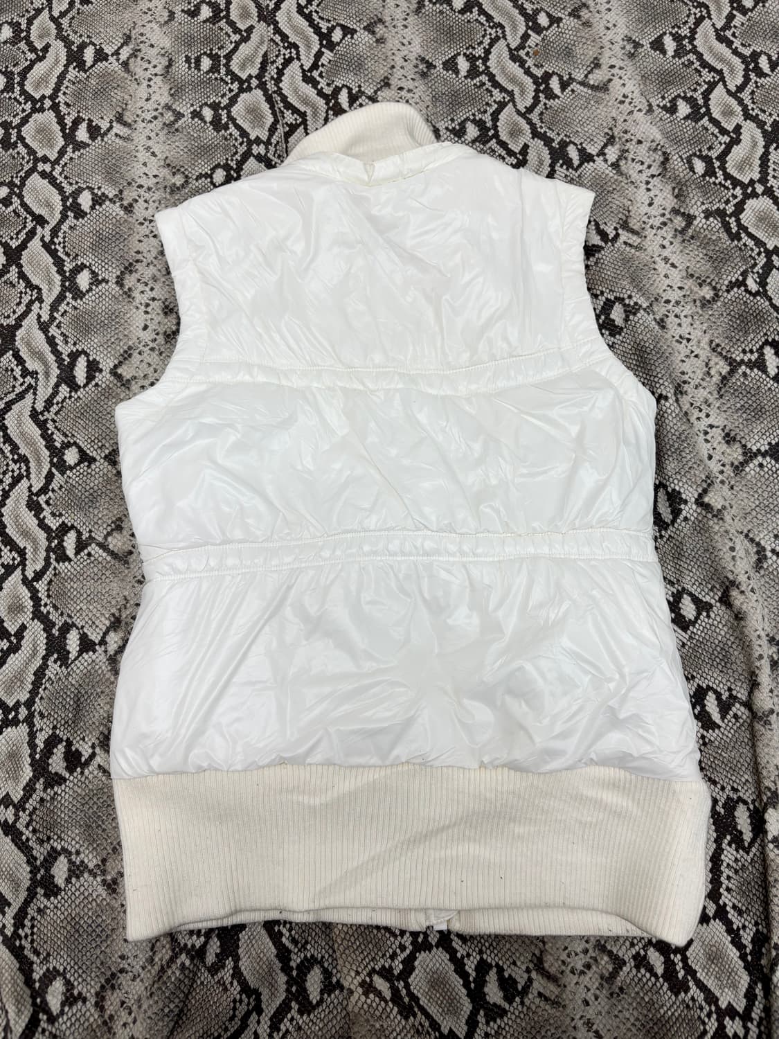 “ADIDAS” Silver Logo White Vest Padding 상품이미지9