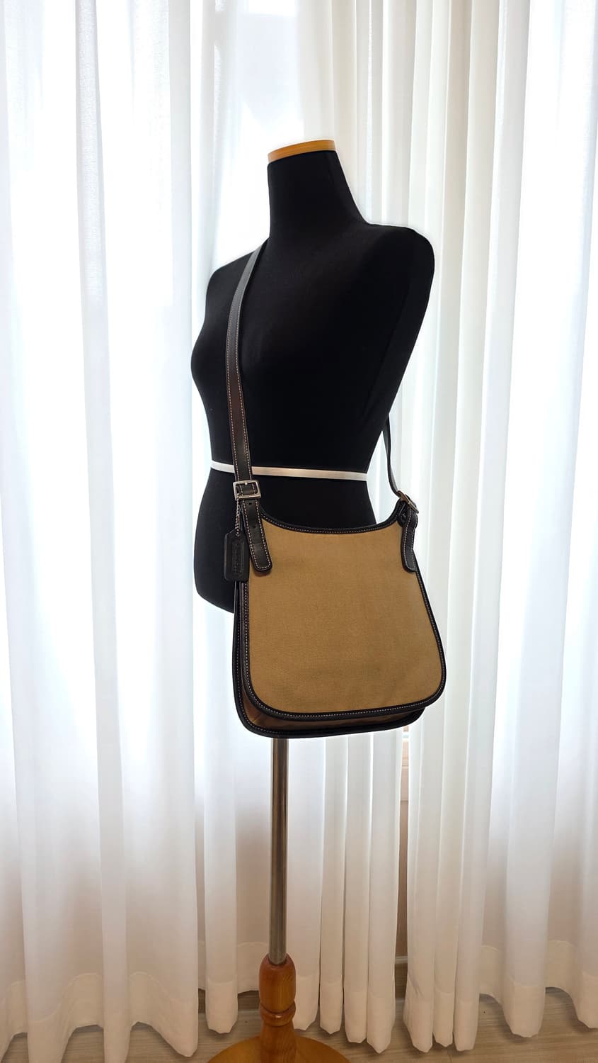 coach 8114 히피 플랩백 상품이미지2