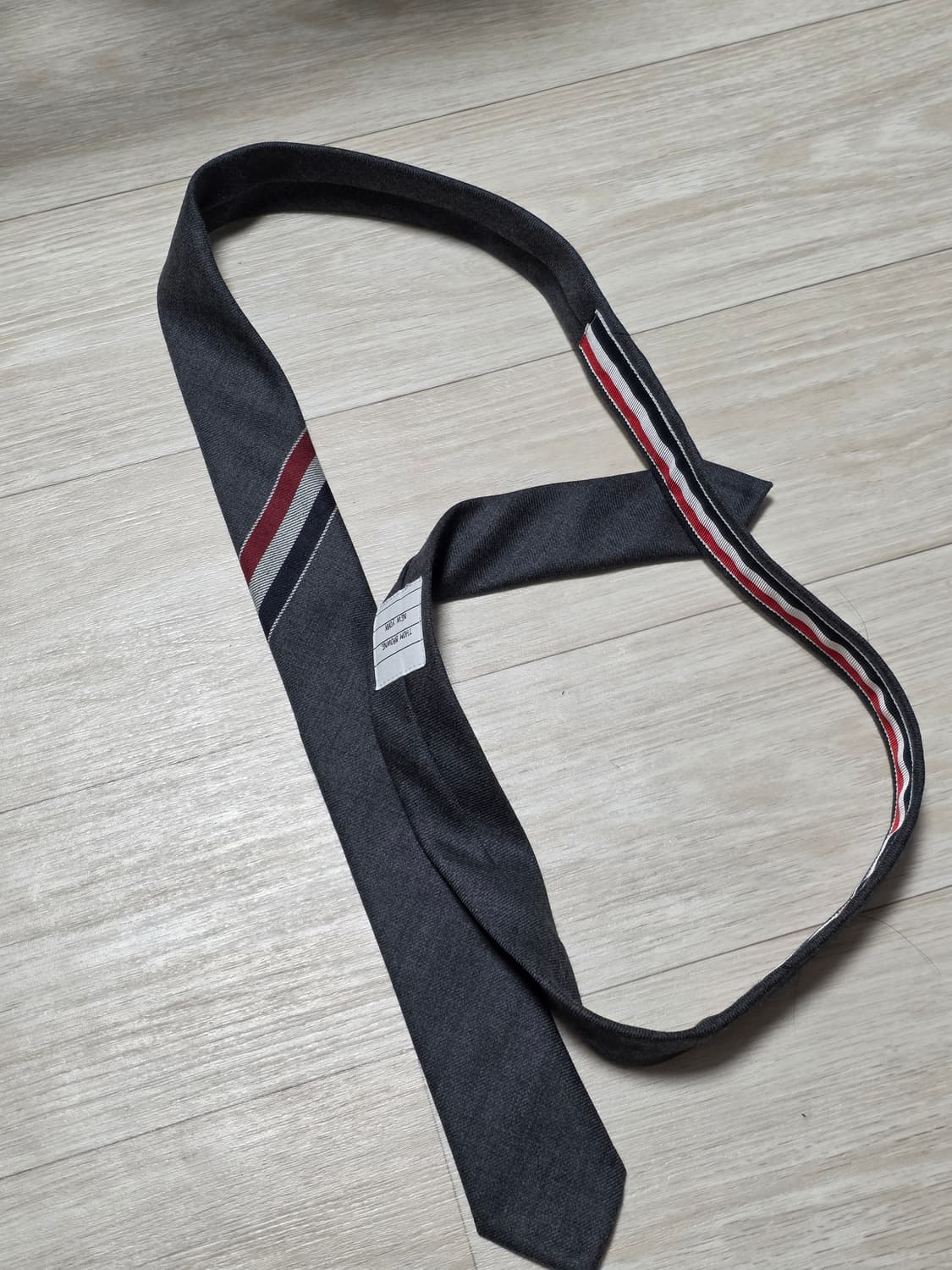 톰브라운 넥타이  상품이미지1
