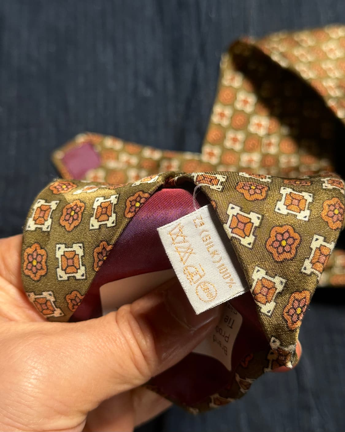 Aquascutum 플라워 패턴 실크 타이 상품이미지9