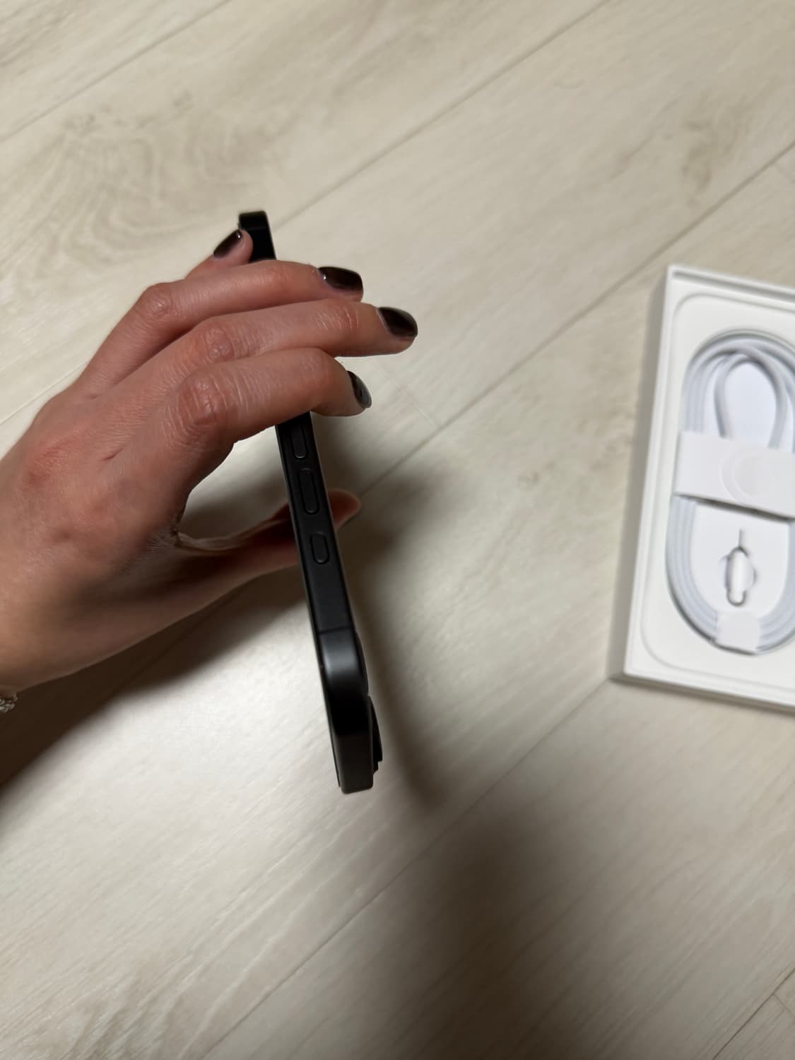 아이폰17일반 블랙 256 풀박스 홍콩판 카메라무음 상품이미지8