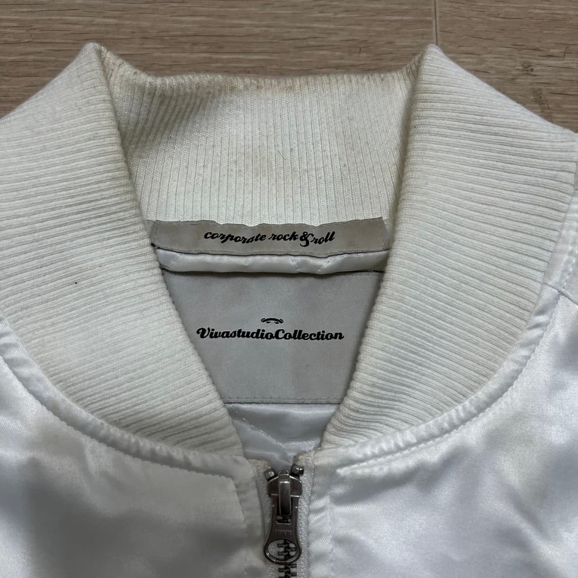 비바스튜디오 타이거 자수 스카쟌 스타디움 자켓 [화이트] L/100 상품이미지5