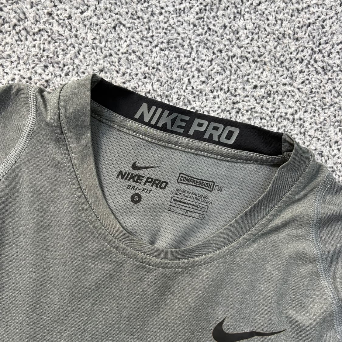 S 나이키 여성 기능성 반팔 티셔츠 0415J 상품이미지2