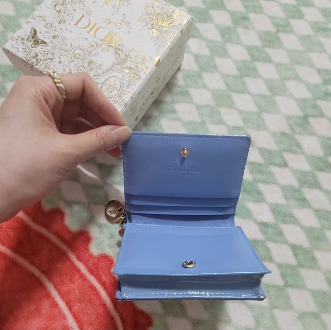 무료배송) 레이디 디올 반지갑 블루 상품이미지8