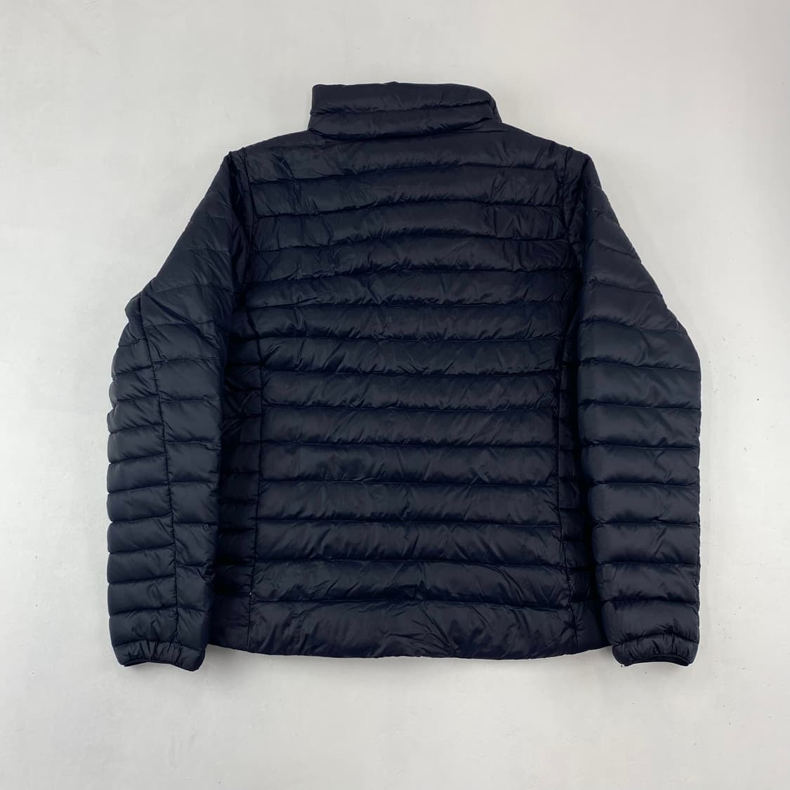 파타고니아 블랙 다운 경량 패딩 (95) 상품이미지3