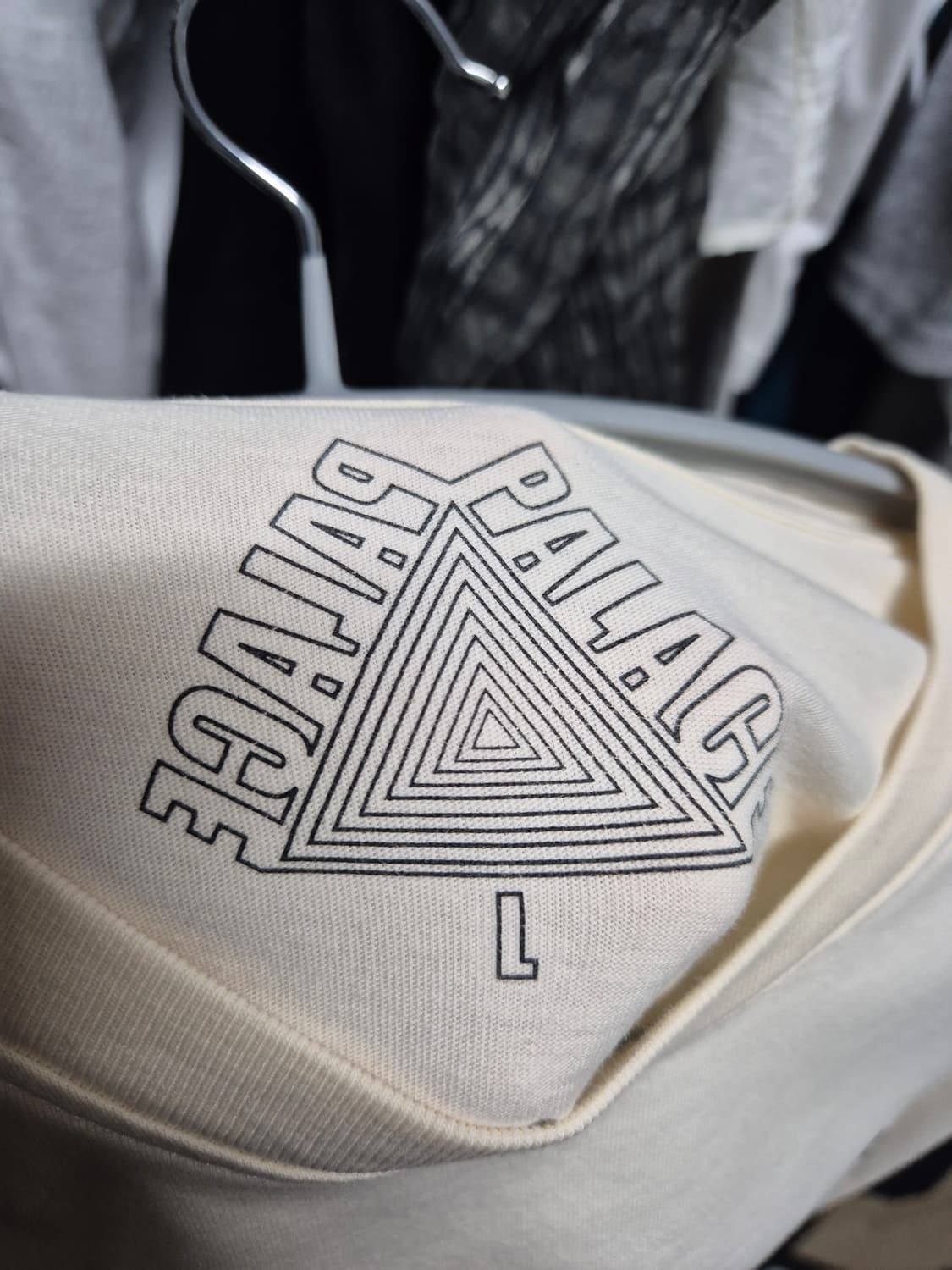 팔라스 PALACE  P3 롱슬리브 소프트 화이트 L 상품이미지4