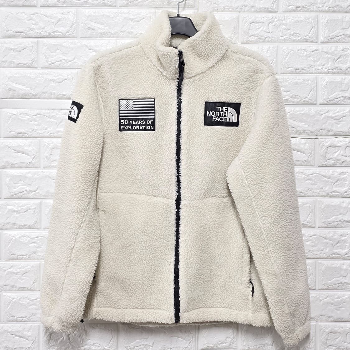 택포_ 노스페이스 50주년 뽀글이 플리스 집업 M 상품이미지1