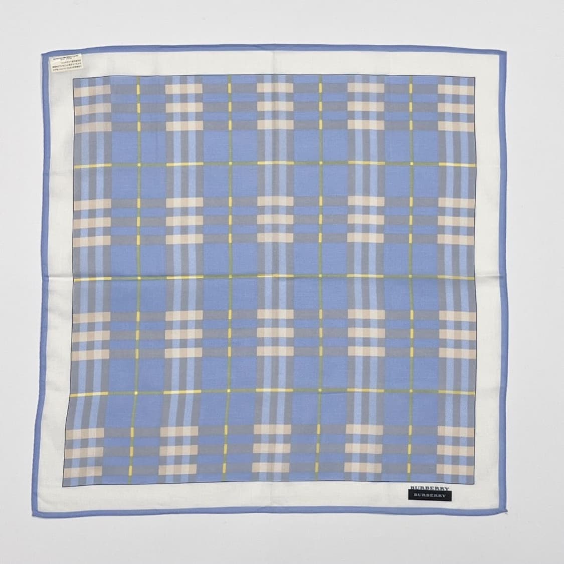 (새상품) burberry /버버리 쁘띠스카프 손수건 상품이미지2