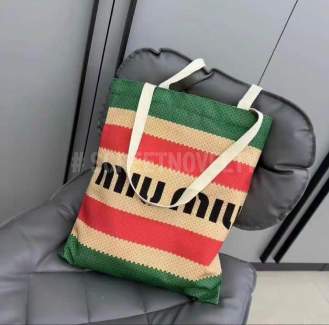 미우미우 뷰티 스트라이프 에코백 기프트백 그린 상품이미지2