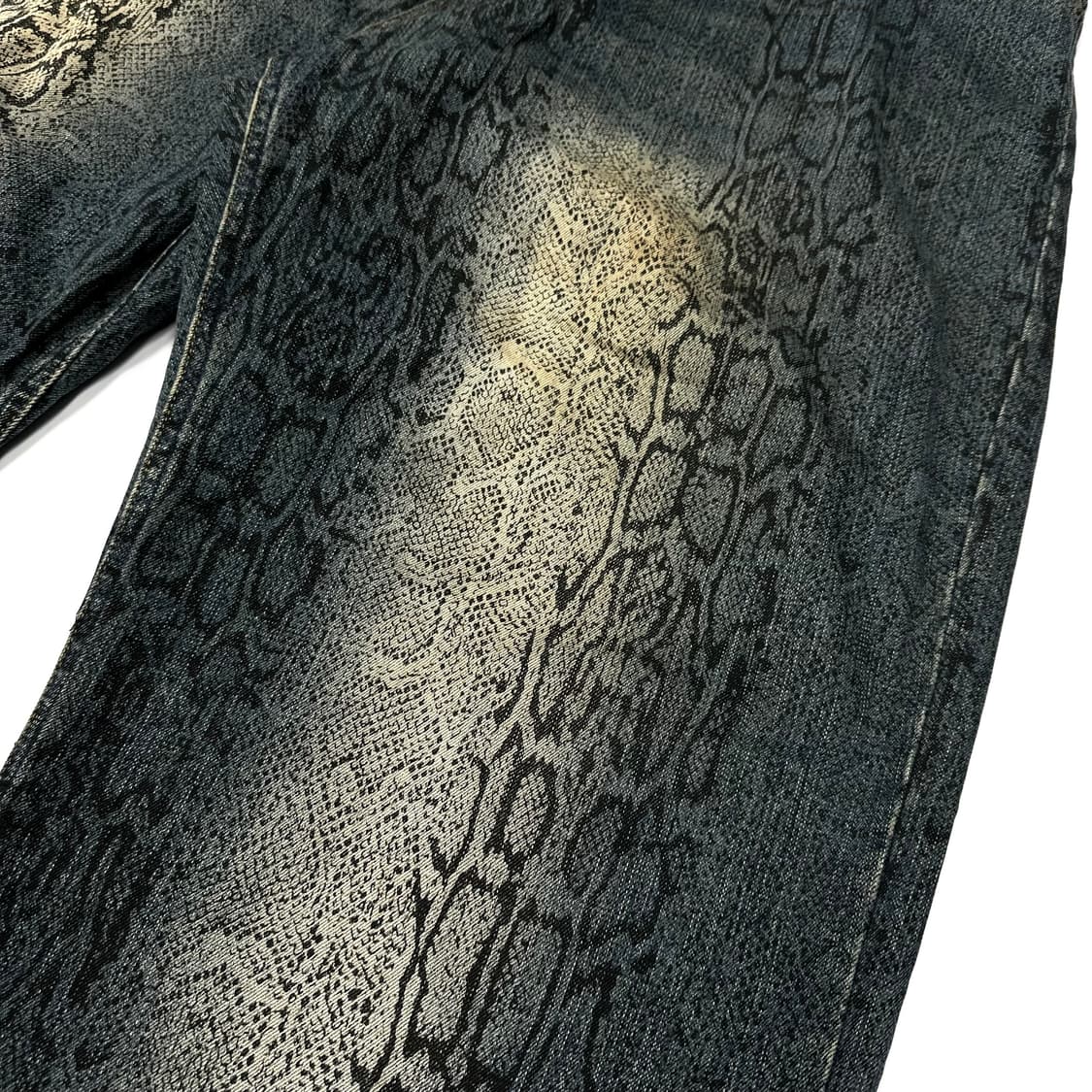 Karakuri tamashii Python Skin jeans 상품이미지5
