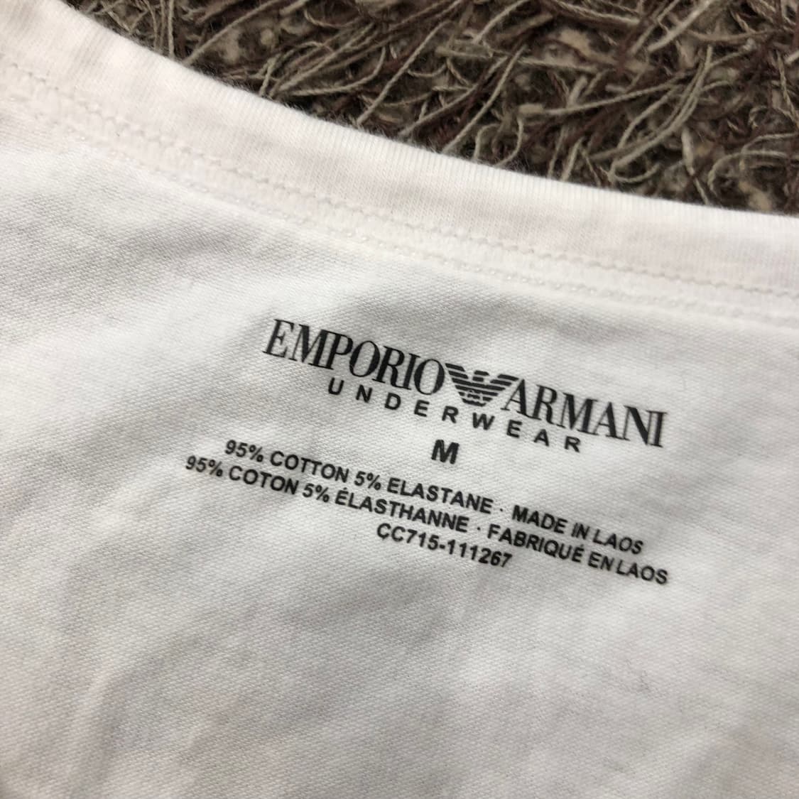 엠포리오 아르마니 로고 화이트 반팔 티셔츠 상품이미지3