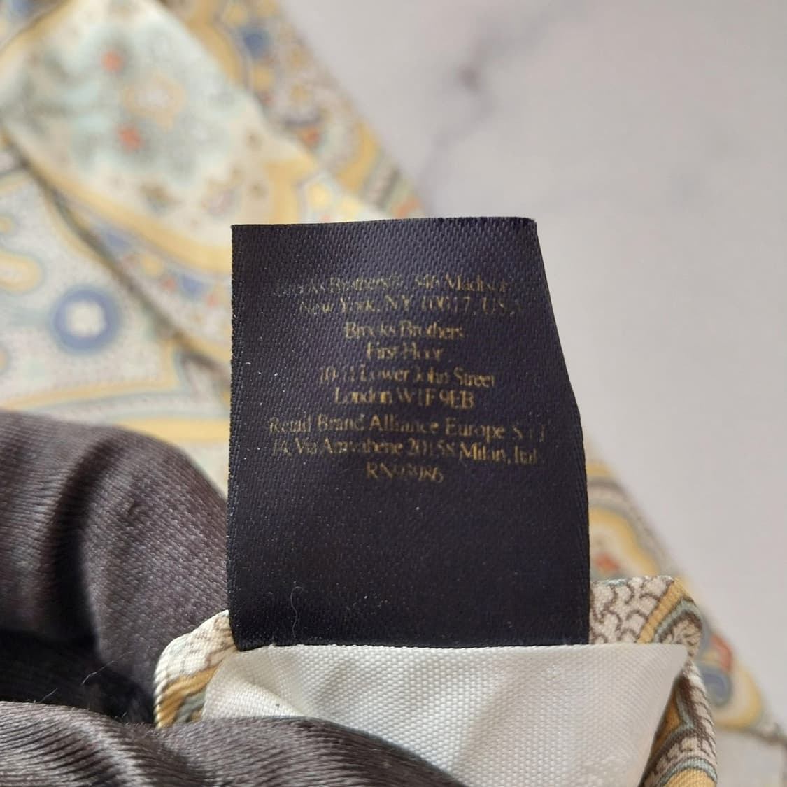 브룩스브라더스 실크 옐로우 페이즐리 넥타이 9cm A+등급  K1410
 상품이미지9