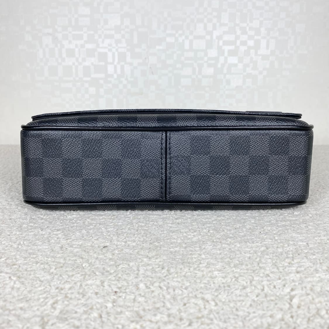 루이비통 크로스백 디스트릭트 pm  상품이미지3