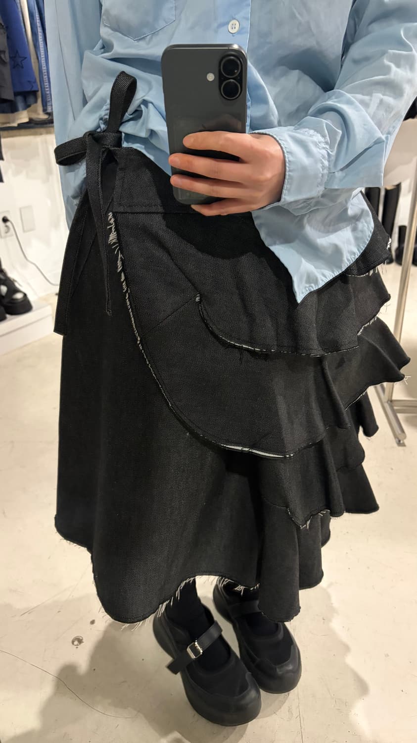 Ruffle Ribbon Distressed Denim Skirt 상품이미지9
