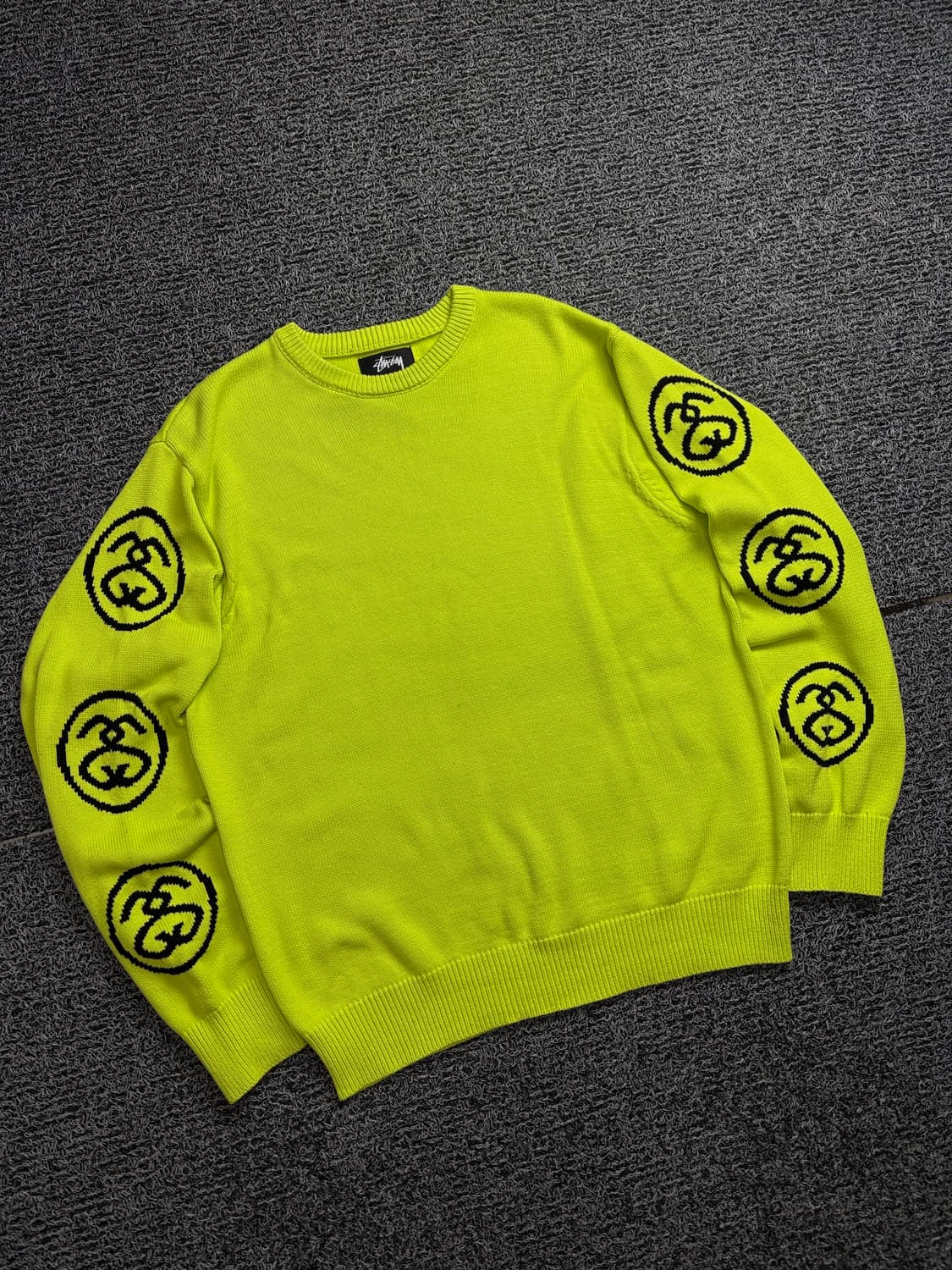 스투시 SS링크 사이드로고 크루넥 스웨터 라임 2117 상품이미지1