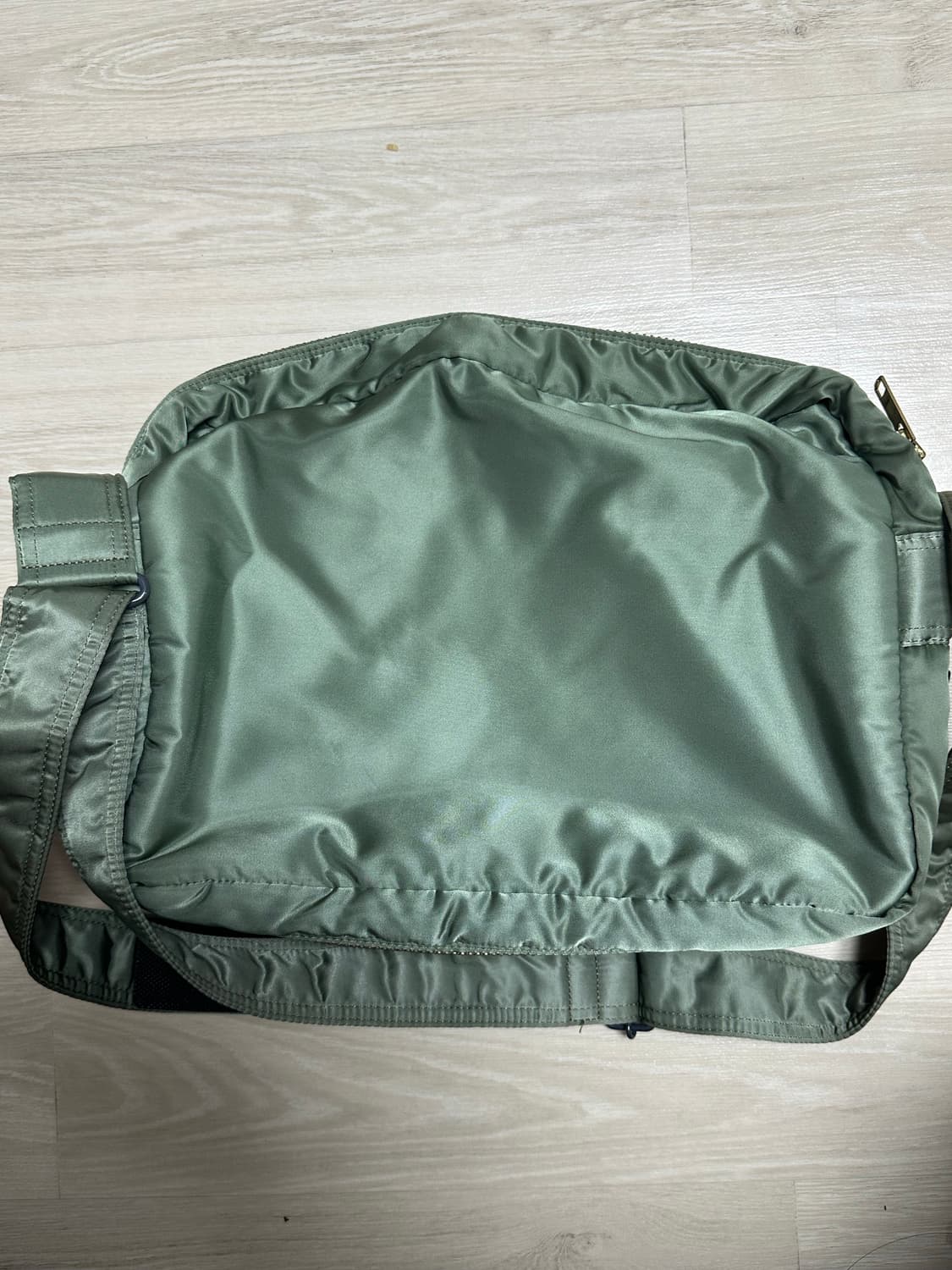 PORTER 요시다 포터 탱커 숄더백 세이지 그린 XL 상품이미지5