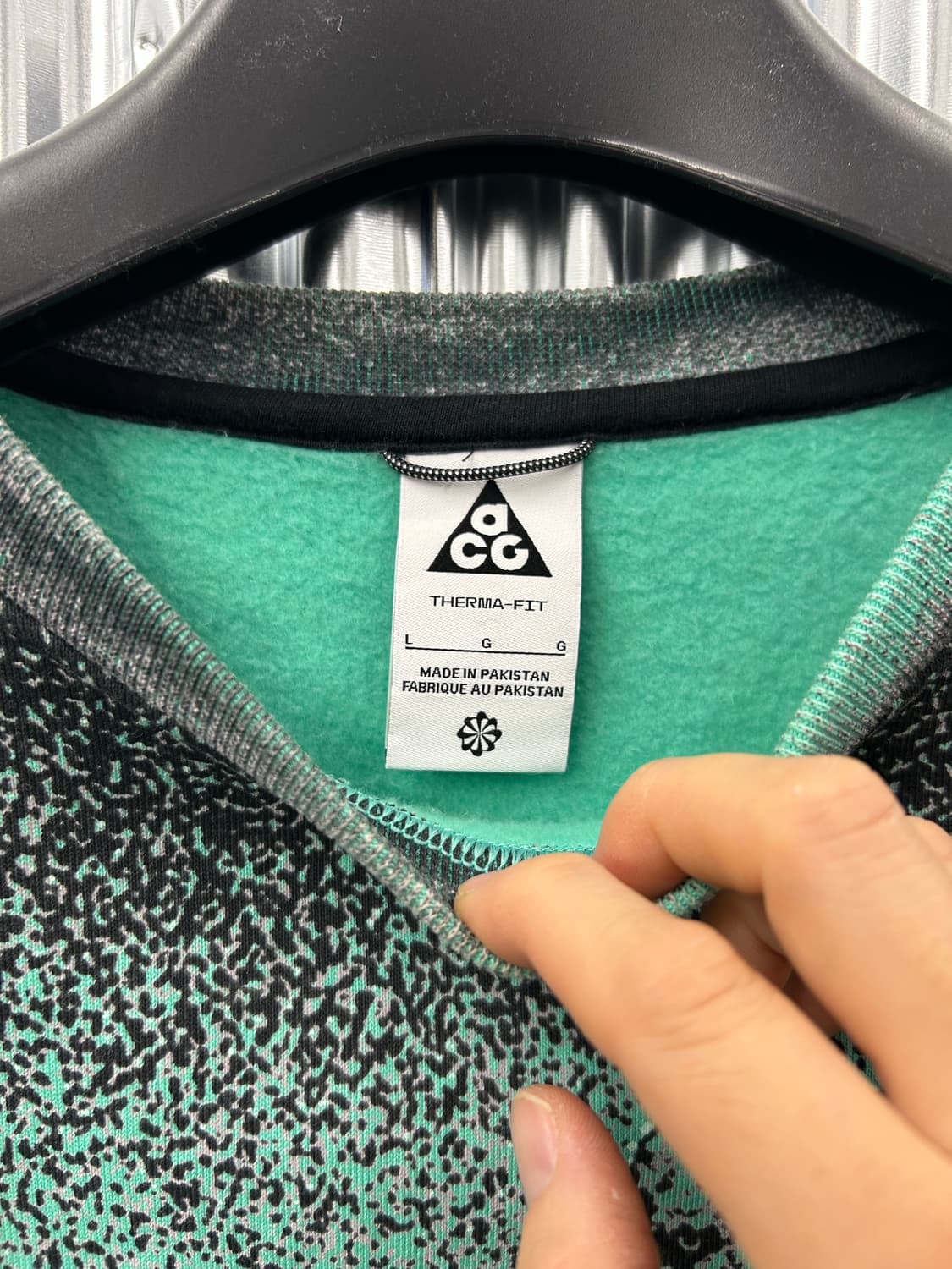 나이키 ACG 써마핏 맨투맨 상품이미지5