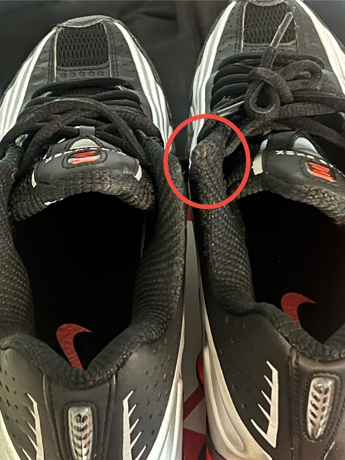 나이키 샥스 R4 240 블랙/메탈릭실버/크림슨 상품이미지4