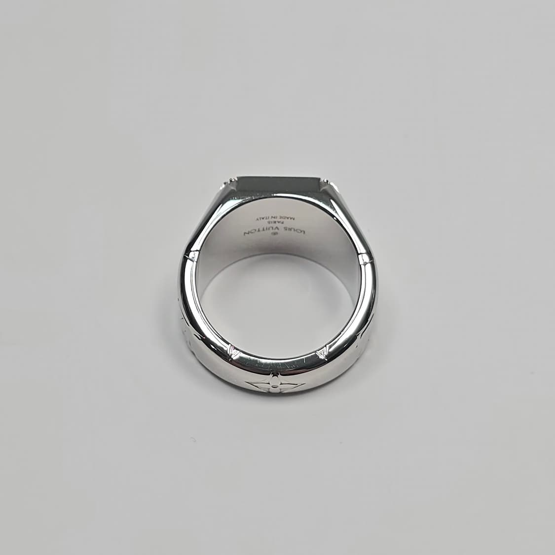 루이비통 모노그램 각인 시그넷 반지 ( 20호 ) 상품이미지7