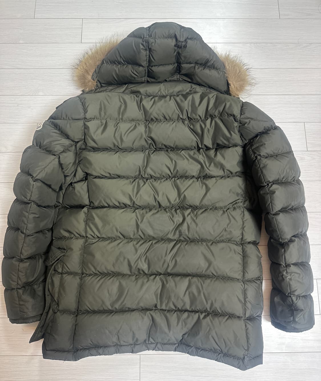 몽클레어 클레어 크루니 패딩  상품이미지3